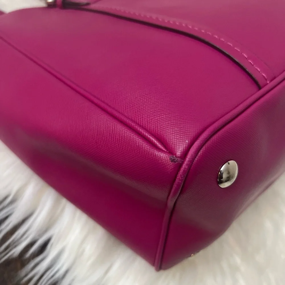 Coach vibrant fuchsia
